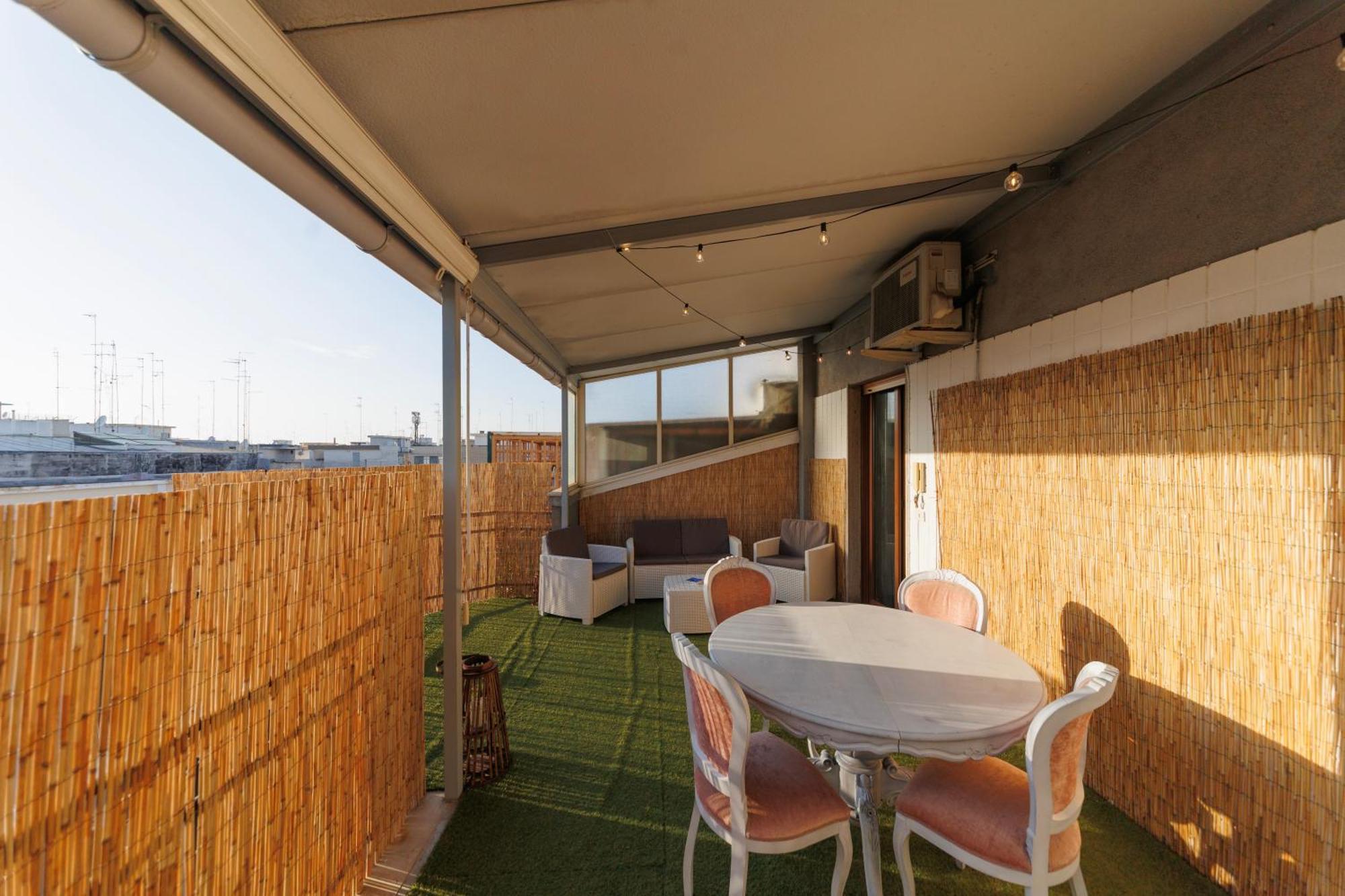 Atticoderossi A 500Mt Da Stazione&Centrostorico Apartman Bari Kültér fotó